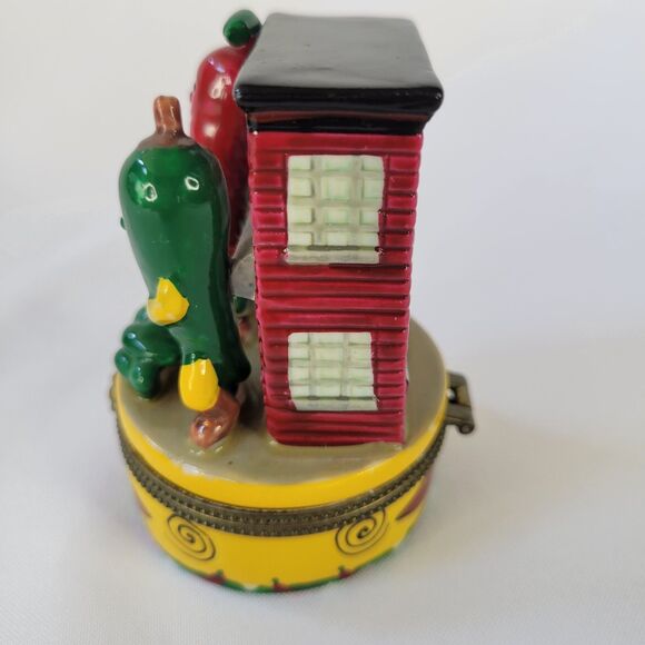 San Antonio Texas Red Green Chili Pepper Cafe Hinged Trinket Box Yellow Porcelai - Picture 6 of 14
